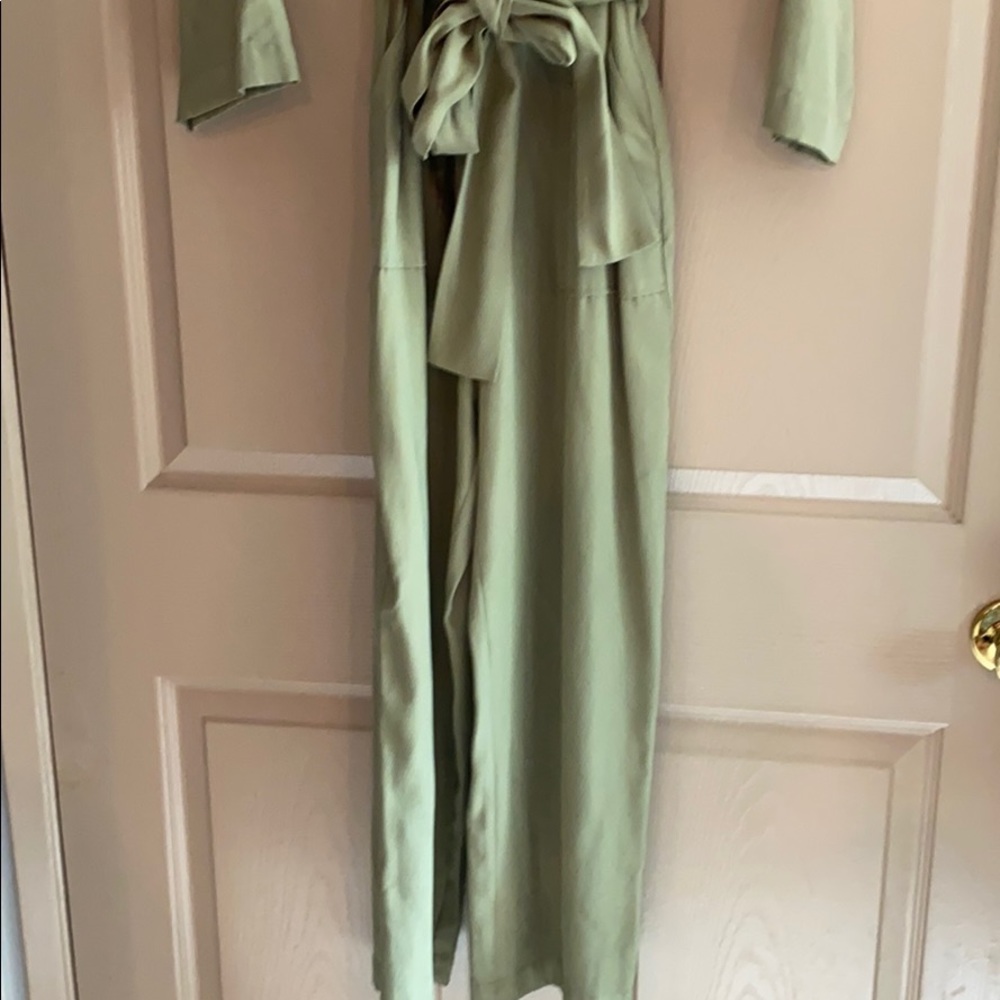 BRAND NEW Elizabeth and James Jumpsuit Size S - Picture 6 of 6